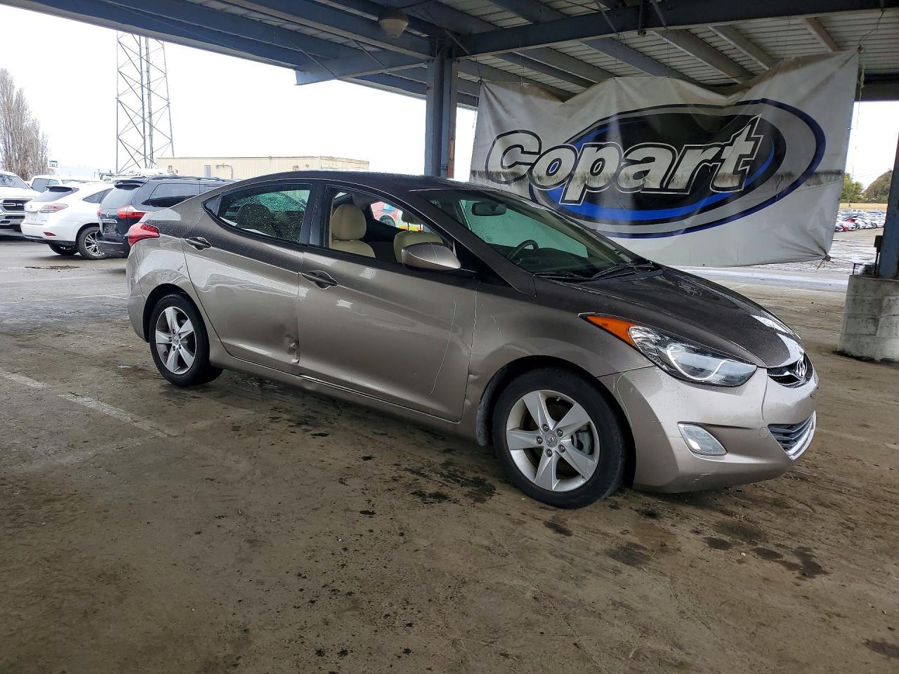 2013 Hyundai Elantra Gls - Image 4