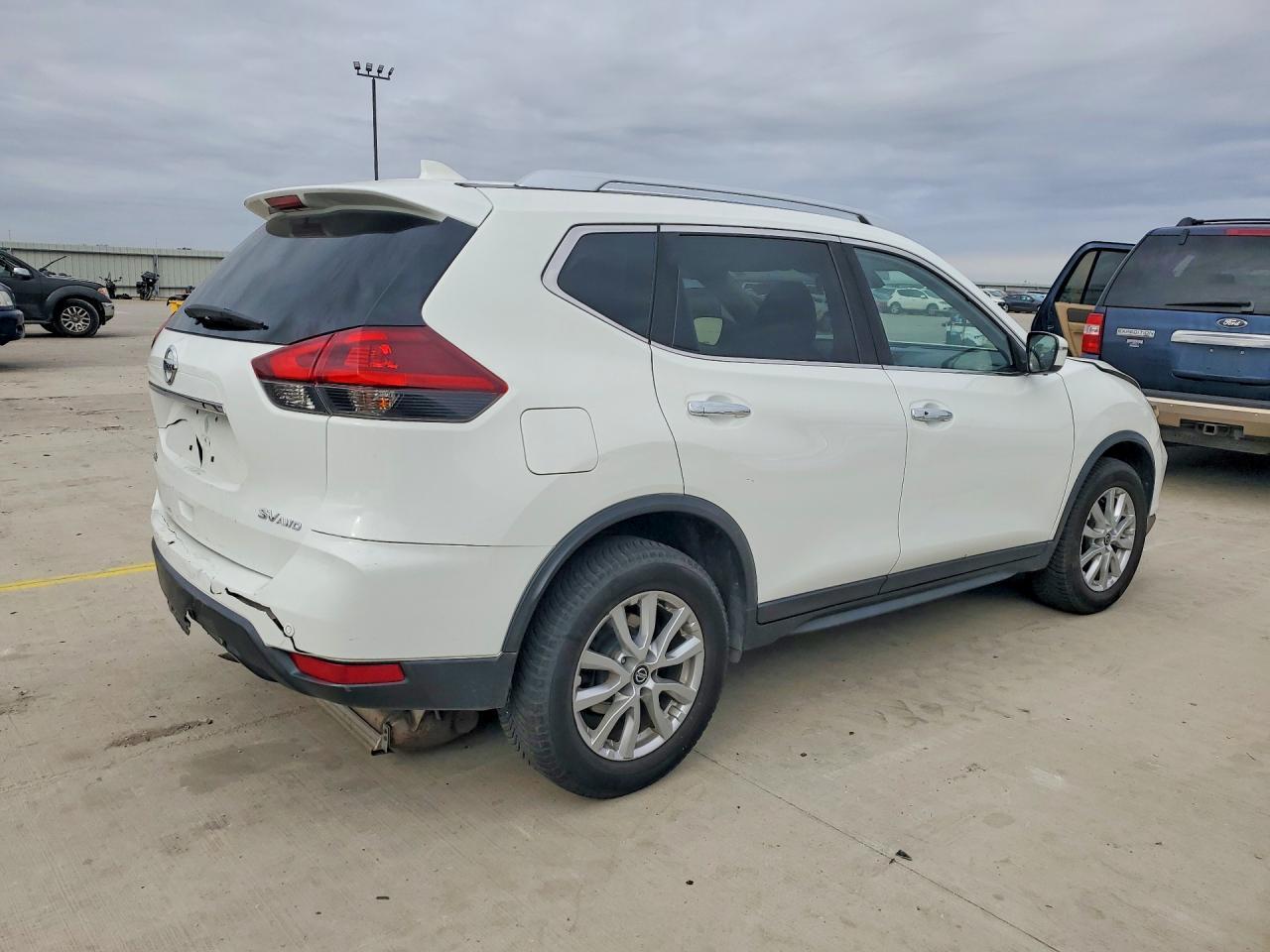 2019 Nissan Rogue Sv - Фото 3