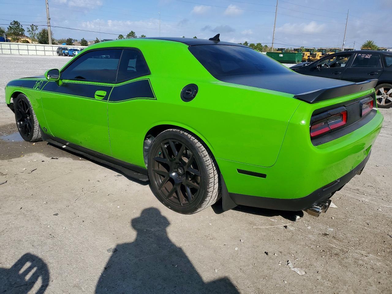 2017 Dodge Challenger R - Image 2