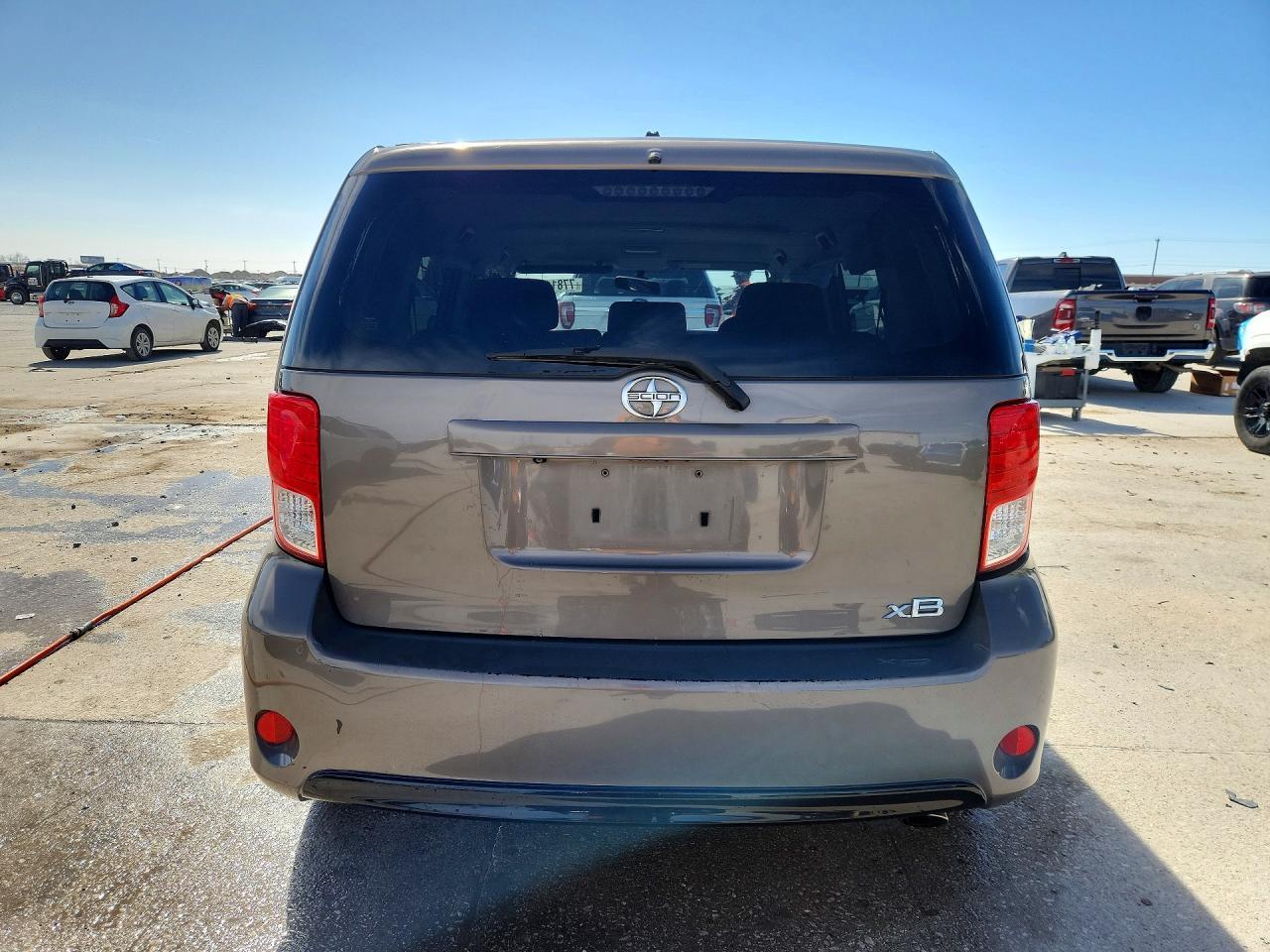 2015 Scion Xb Base - Image 6
