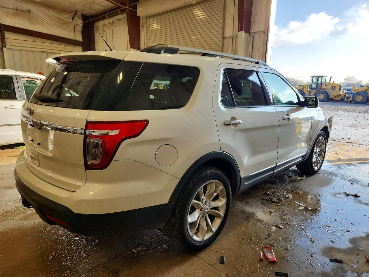 2013 Ford Explorer Xlt - Image 3
