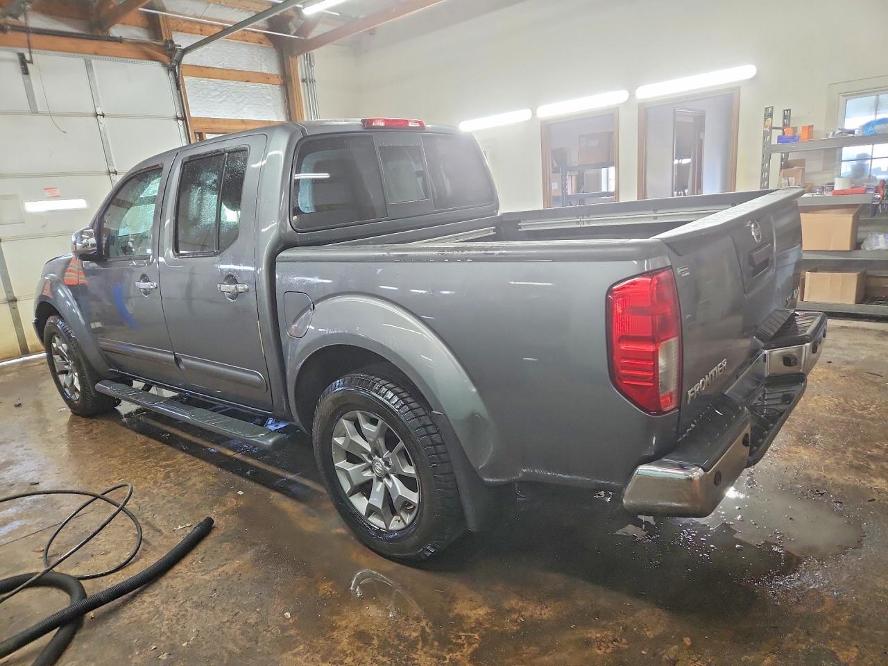 2019 Nissan Frontier Sl - Фото 2