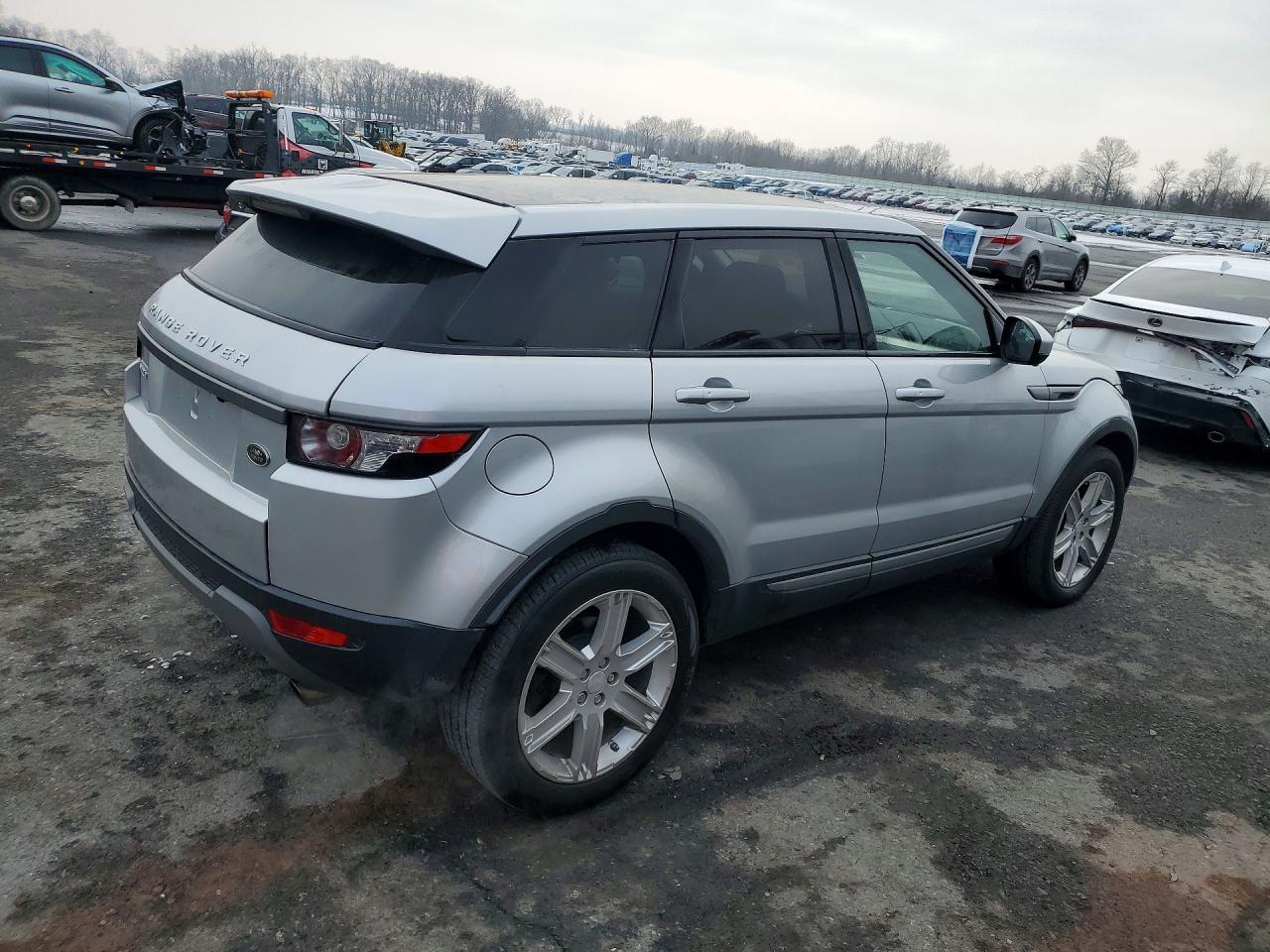 2015 Land Rover Range Rover Evoque Pure Premium - Фото 3