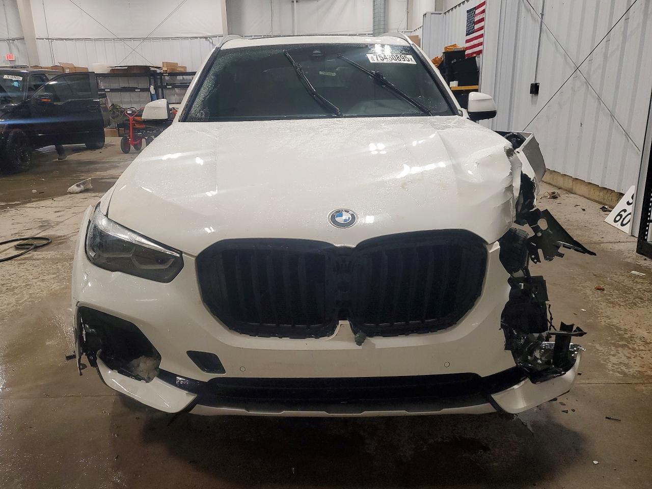 2022 BMW X5 xDrive40I - Фото 5