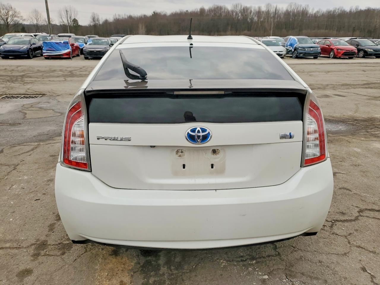 2015 Toyota Prius - Фото 6