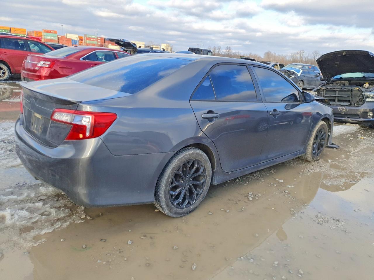 2012 Toyota Camry Base - Фото 3