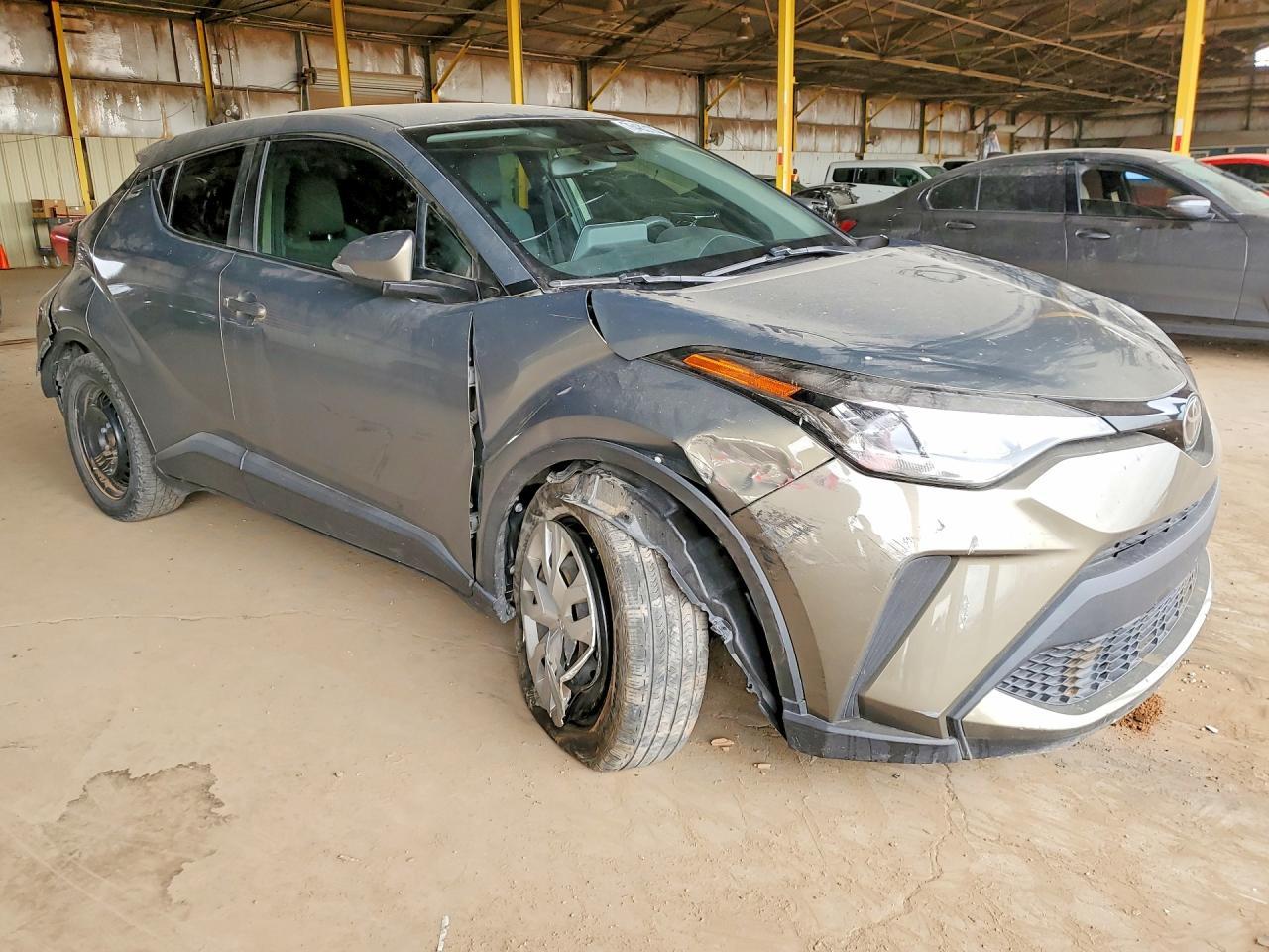 2021 Toyota C-Hr Xle - Фото 4