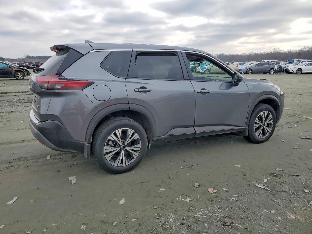 2022 Nissan Rogue Sv - Фото 3
