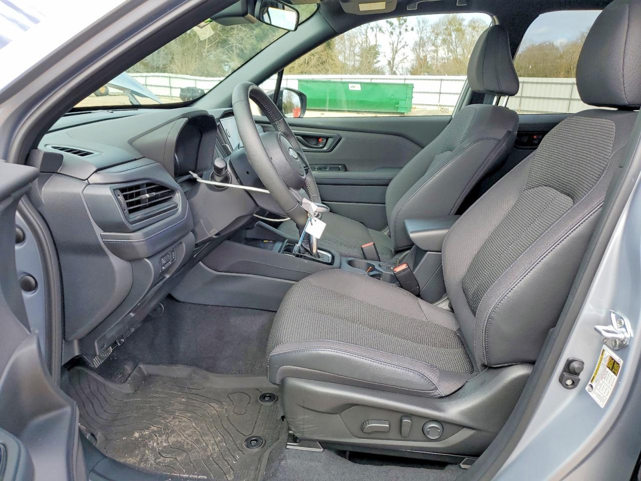 2025 Subaru Forester Premium - Фото 7