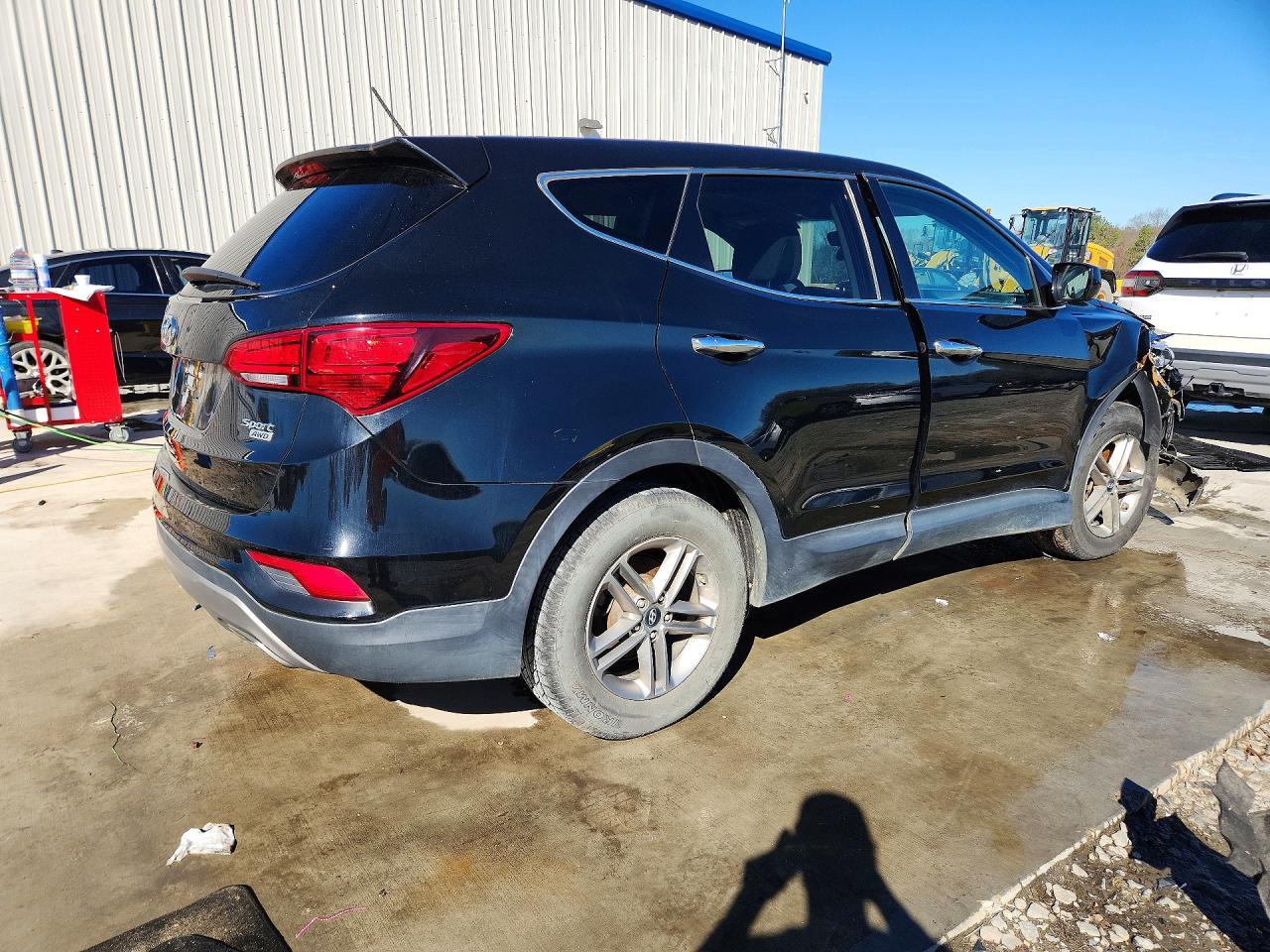 2018 Hyundai Santa Fe Sport 2.4L - Фото 3