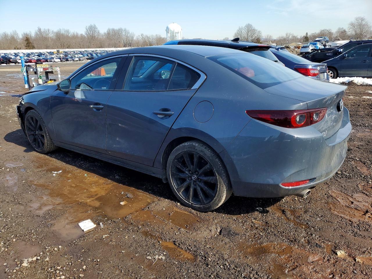 2025 Mazda 3 Preferred - Image 2