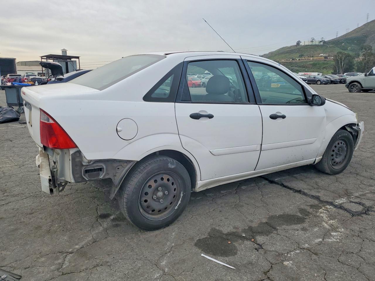 2007 Ford Focus Zx4 - Фото 3