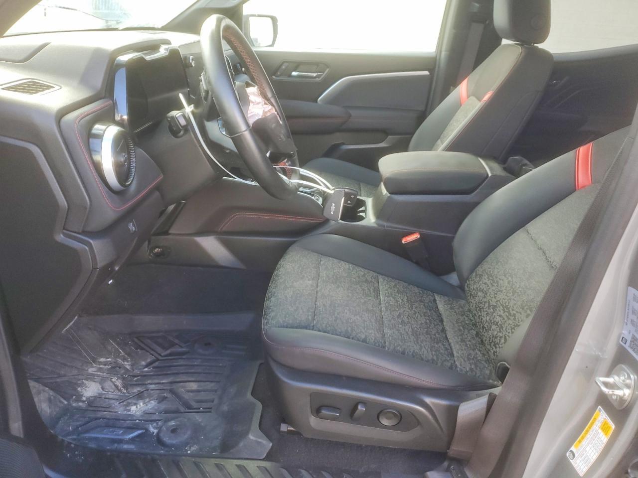 2024 Chevrolet Colorado Z71 - Фото 7