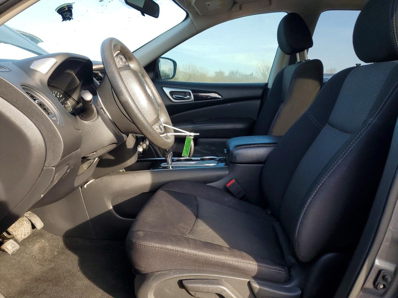2019 Nissan Pathfinder S - Фото 7