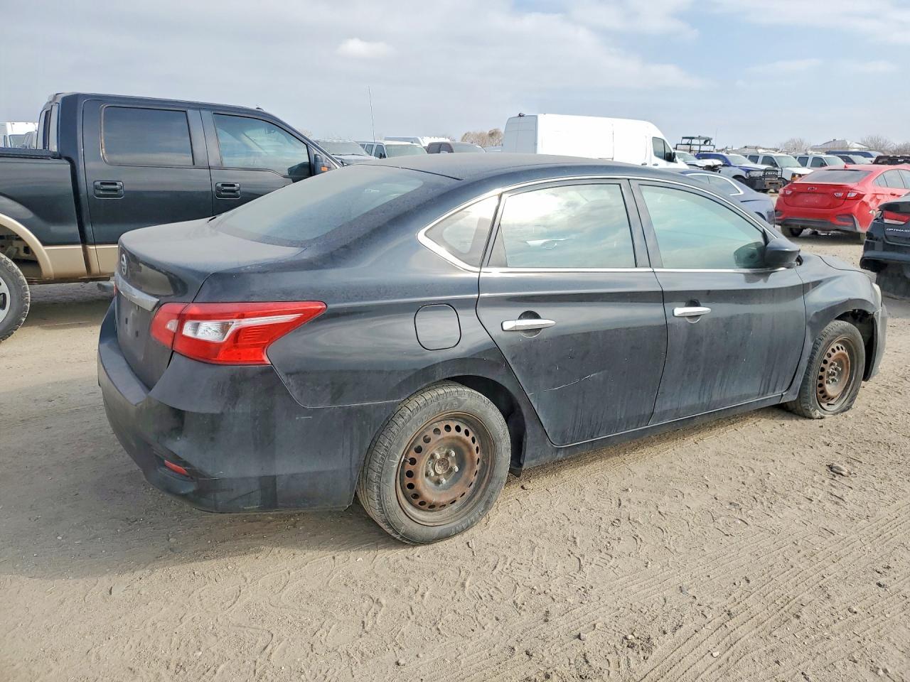 2018 Nissan Sentra S - Image 3