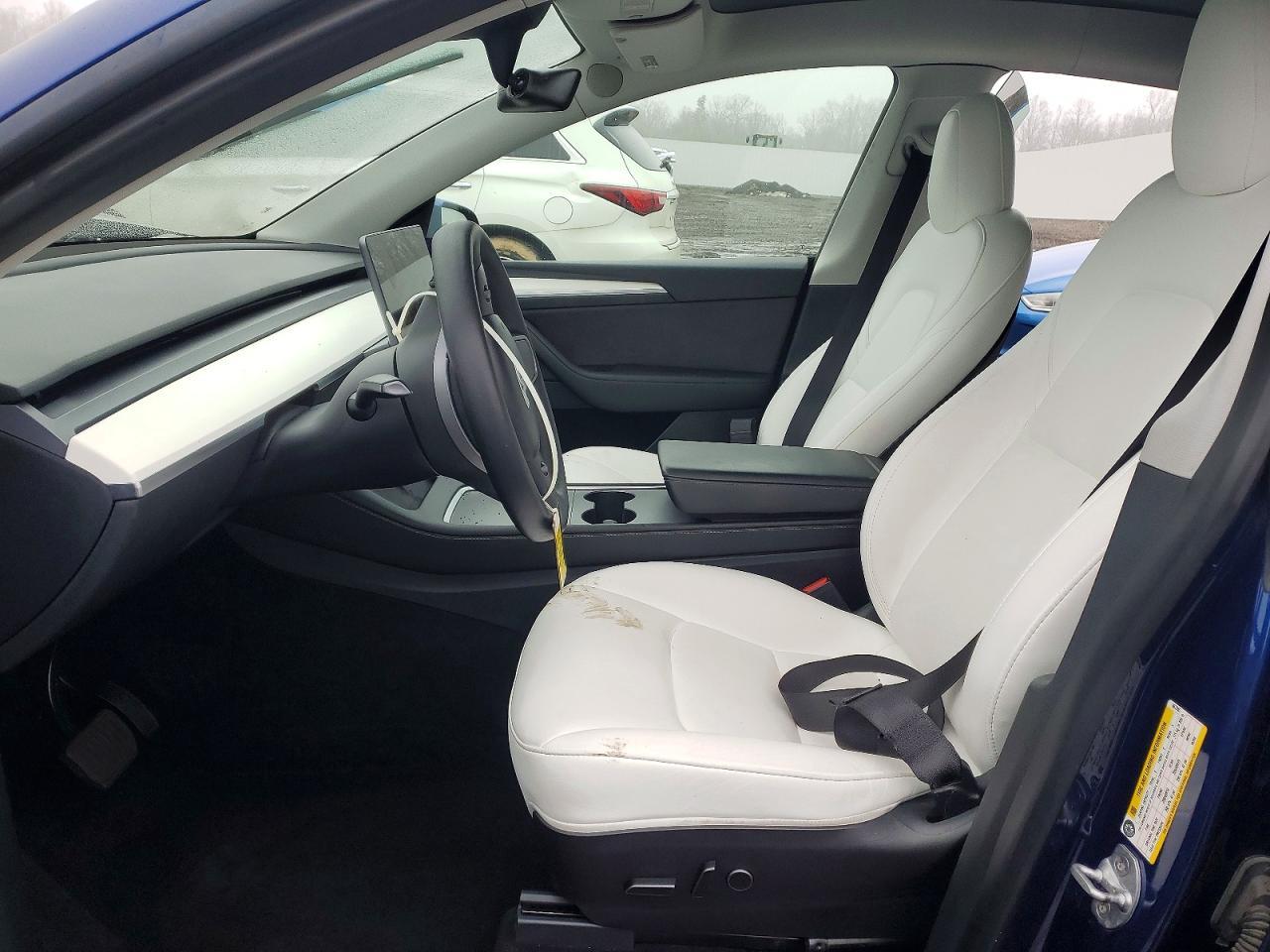 2023 Tesla Model Y - Image 7