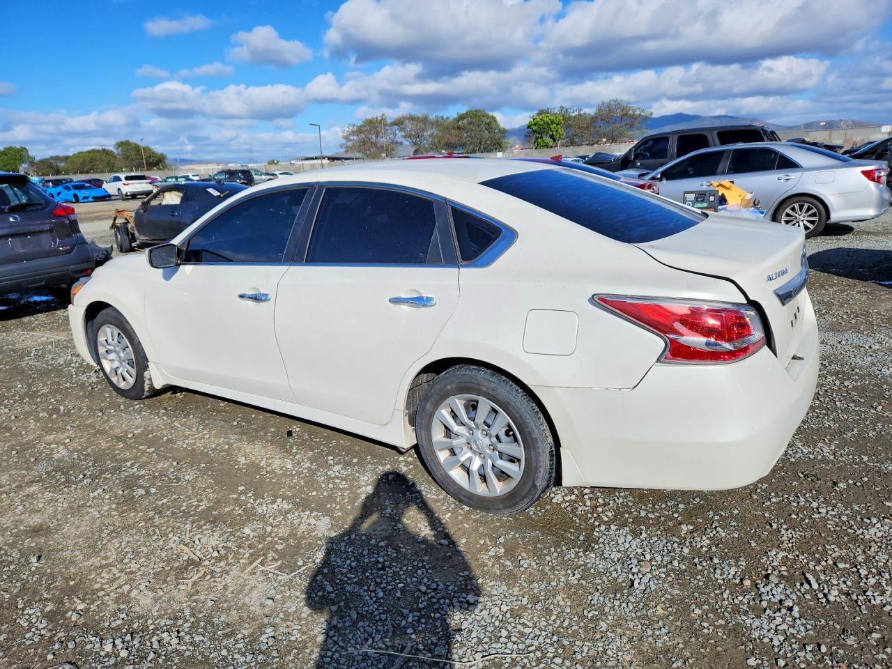 2015 Nissan Altima 2.5 - Фото 2