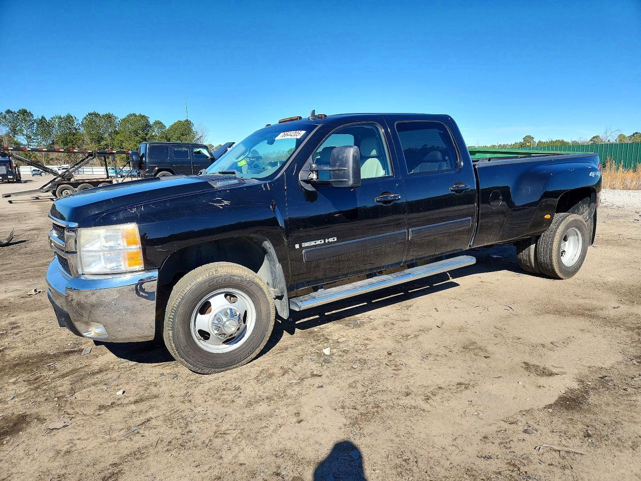 2008 Chevrolet Silverado K3500 - Фото 2