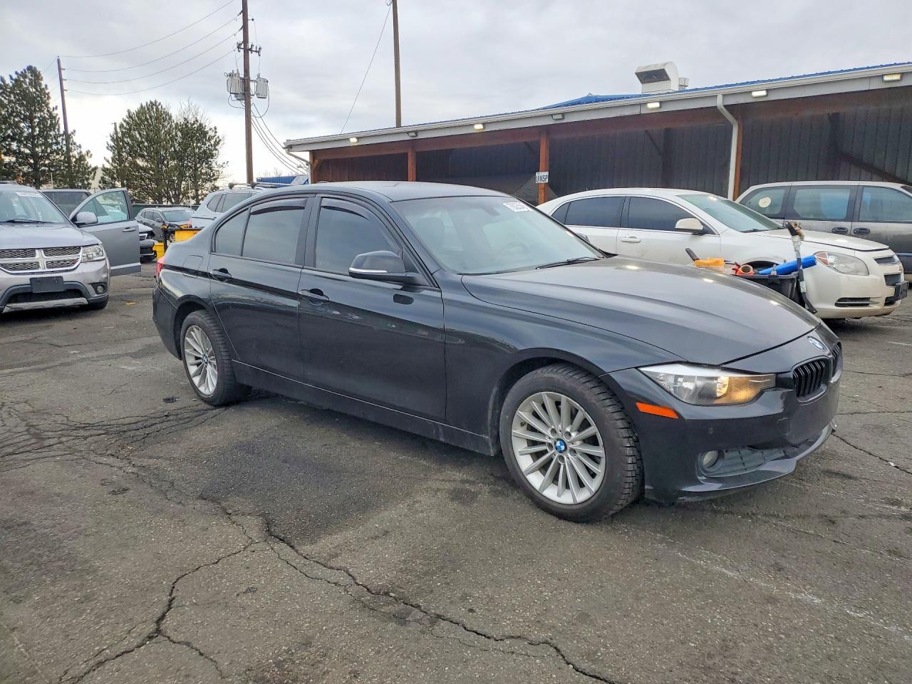 2014 BMW 320 I - Фото 4