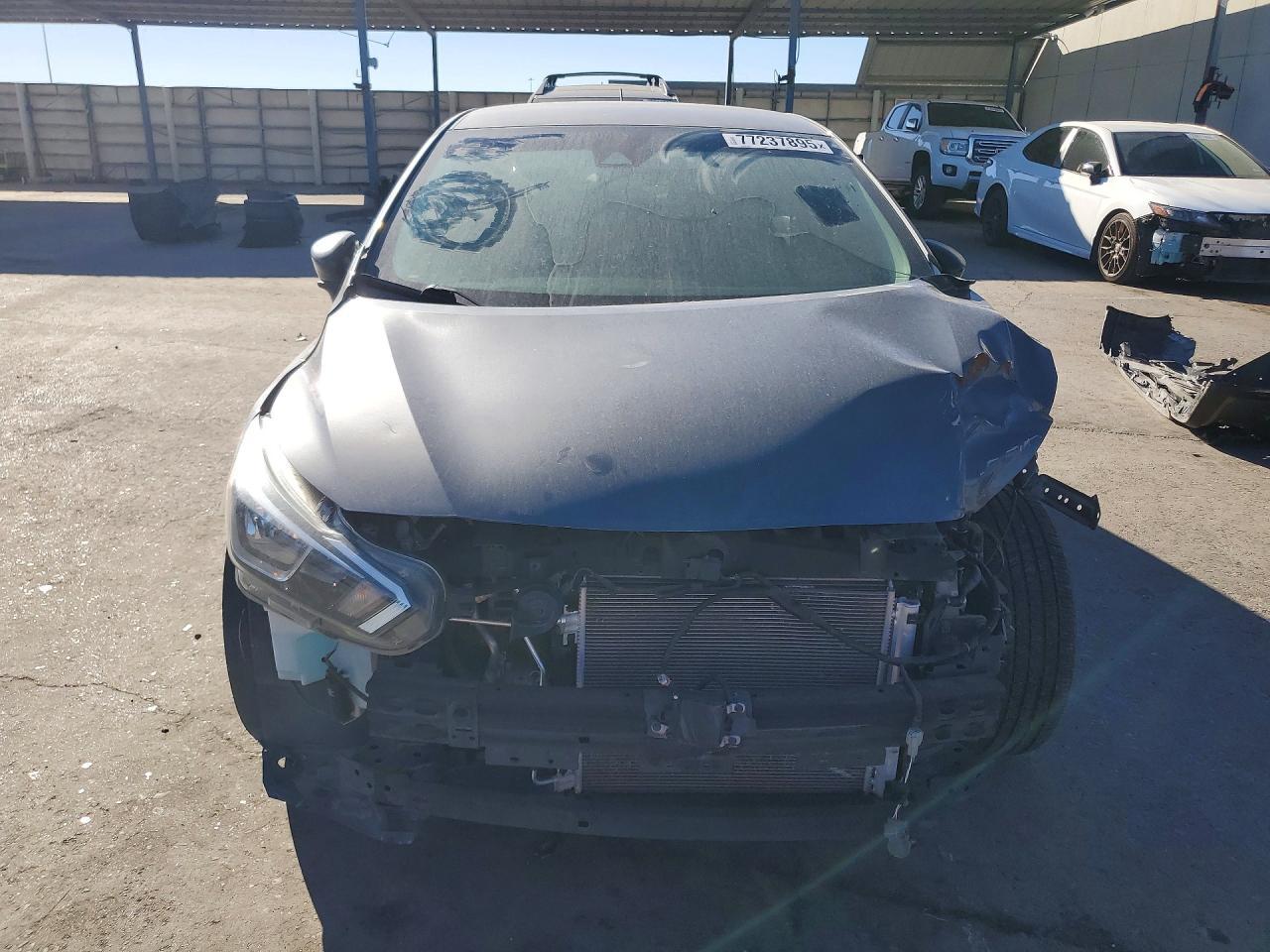 2021 Nissan Versa S - Фото 5