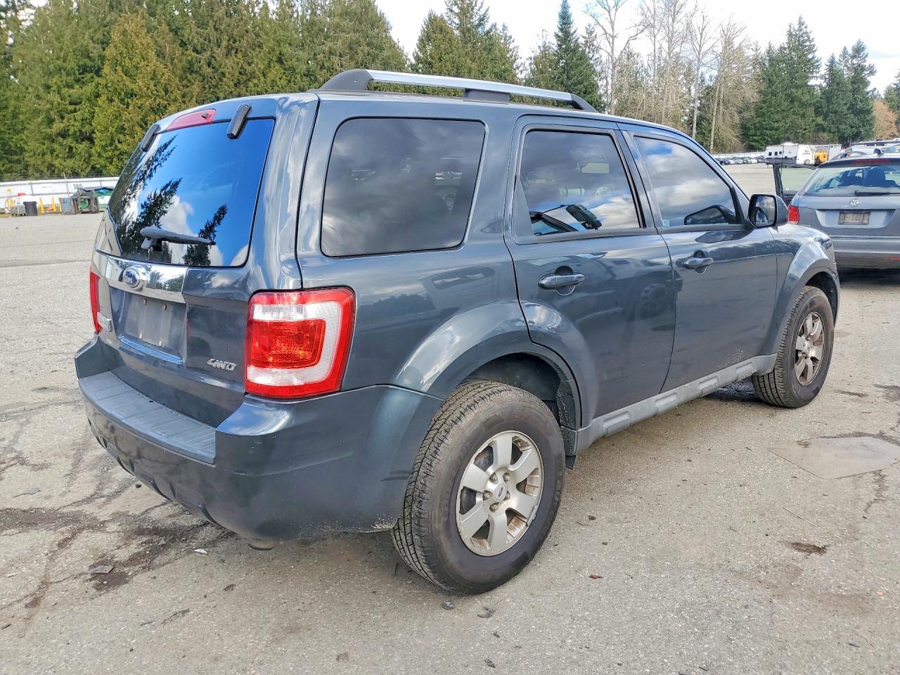 2009 Ford Escape Limited - Image 3
