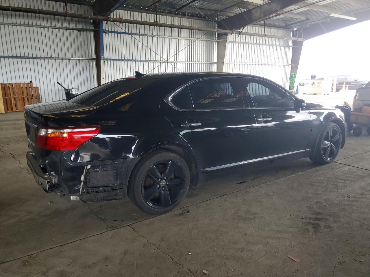 2011 Lexus Ls 460L - Image 3