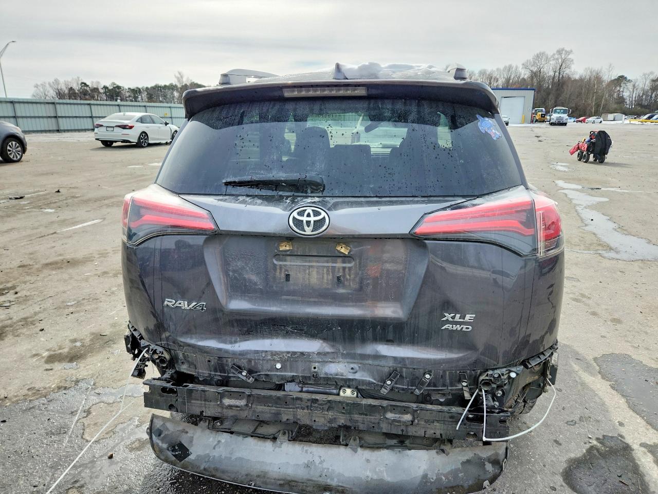 2018 Toyota Rav4 Adventure - Фото 6