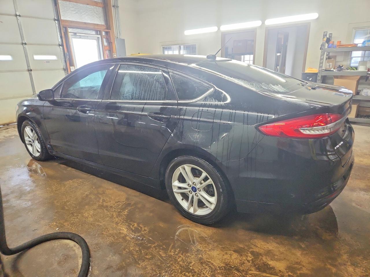 2018 Ford Fusion Se - Фото 2