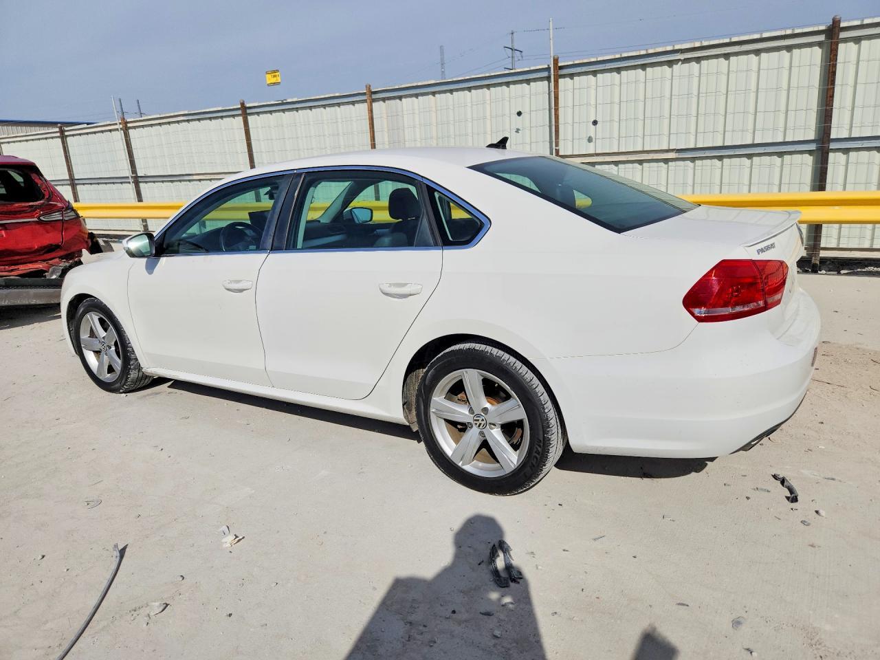 2013 Volkswagen Passat Se - Image 2