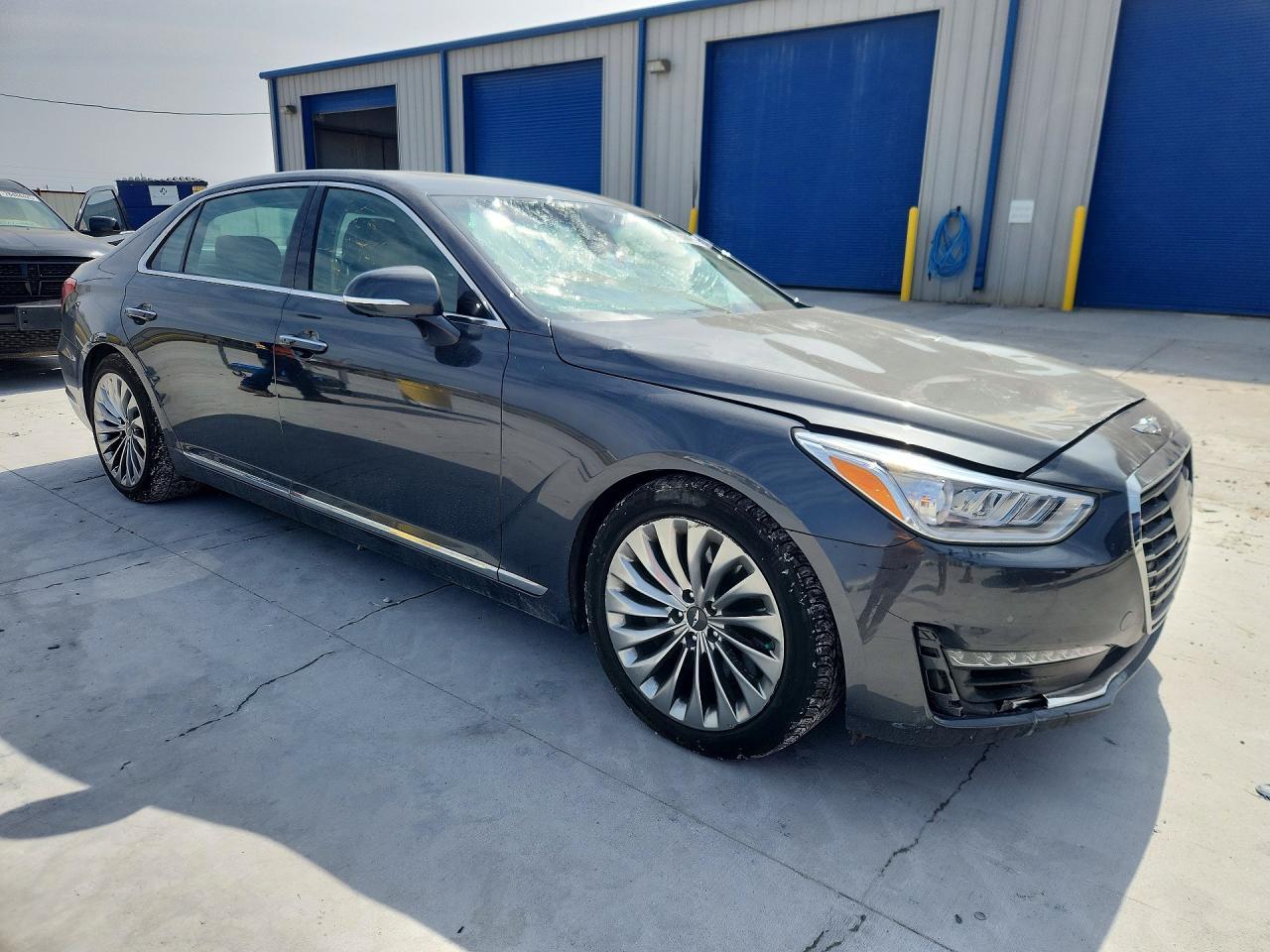2018 Genesis G90 Ultimate - Image 4