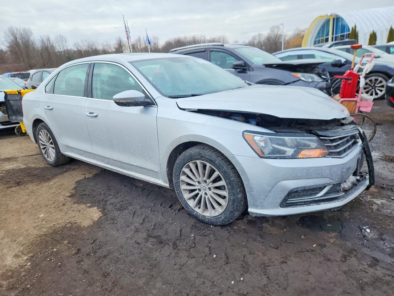 2016 Volkswagen Passat Se - Image 4