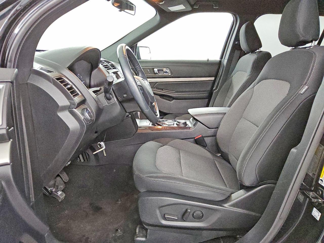 2019 Ford Explorer Xlt - Фото 7