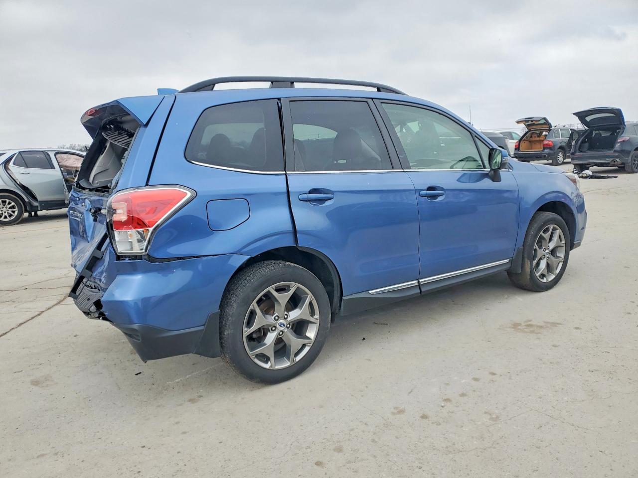 2017 Subaru Forester 2.5I Touring - Фото 3