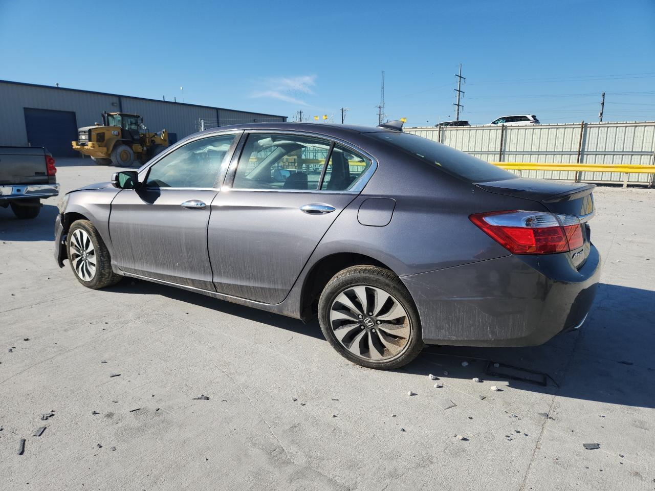 2014 Honda Accord Hybrid Exl - Image 2