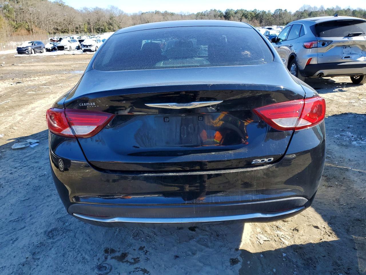 2015 Chrysler 200 Limited - Фото 6