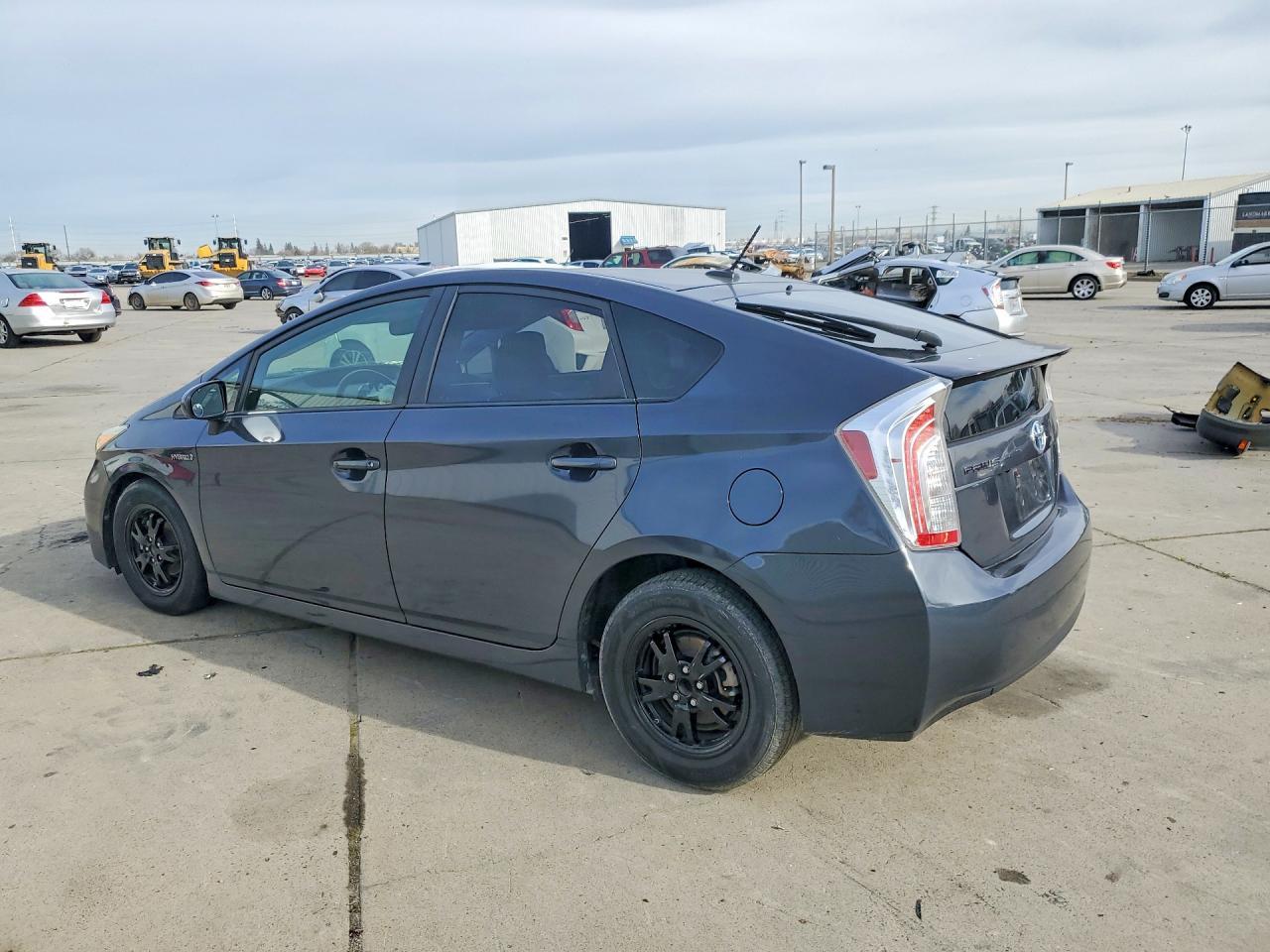 2019 Toyota Prius - Image 2