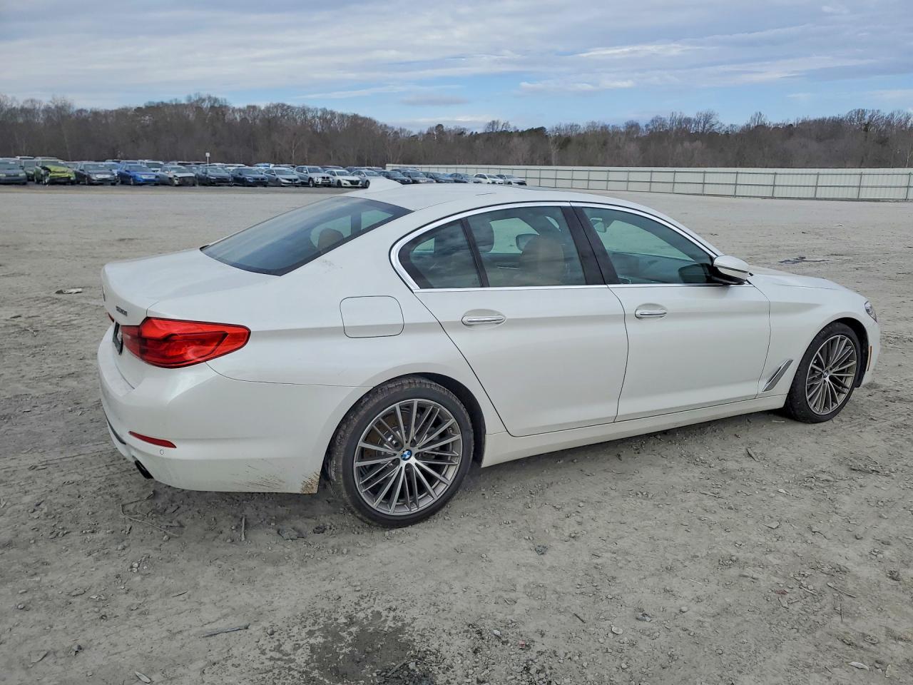 2018 BMW 530 I - Фото 3