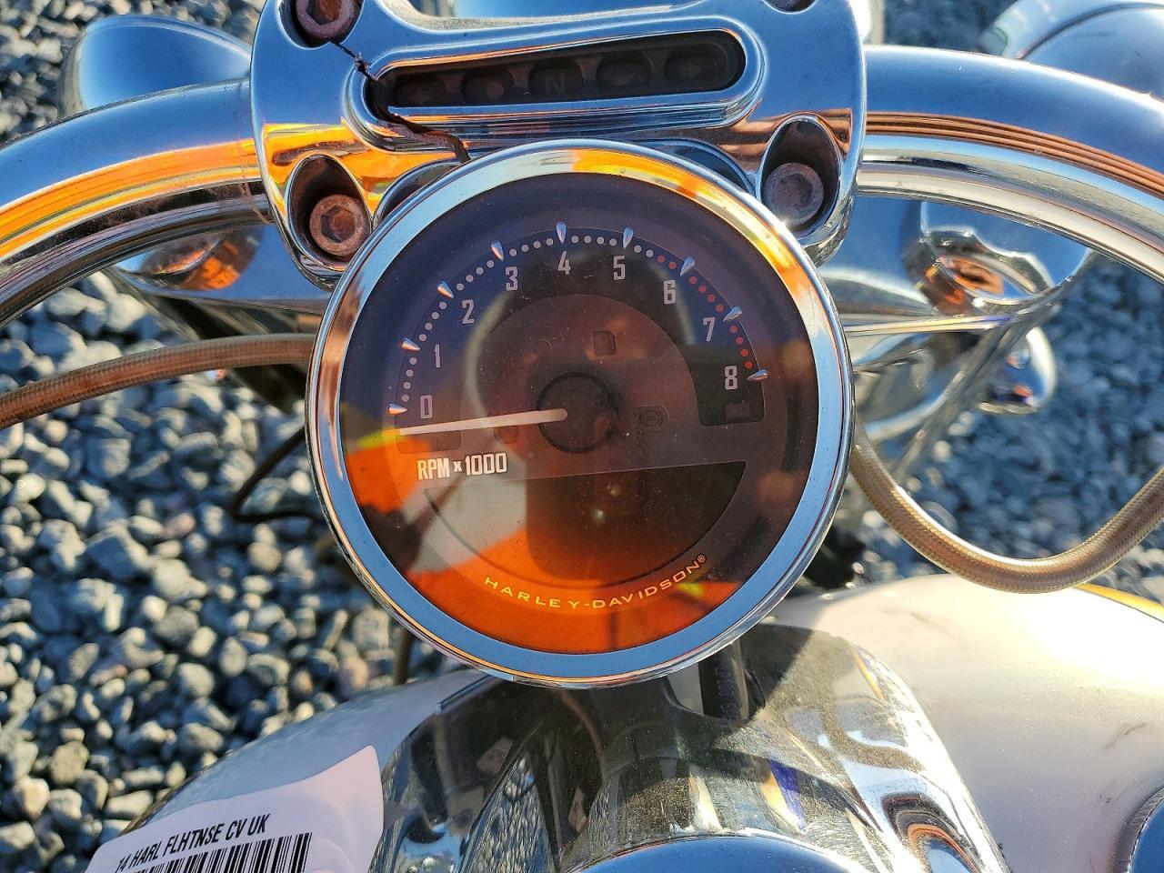 2014 Harley-Davidson Flhtnse Cvo Softail Deluxe - Фото 7