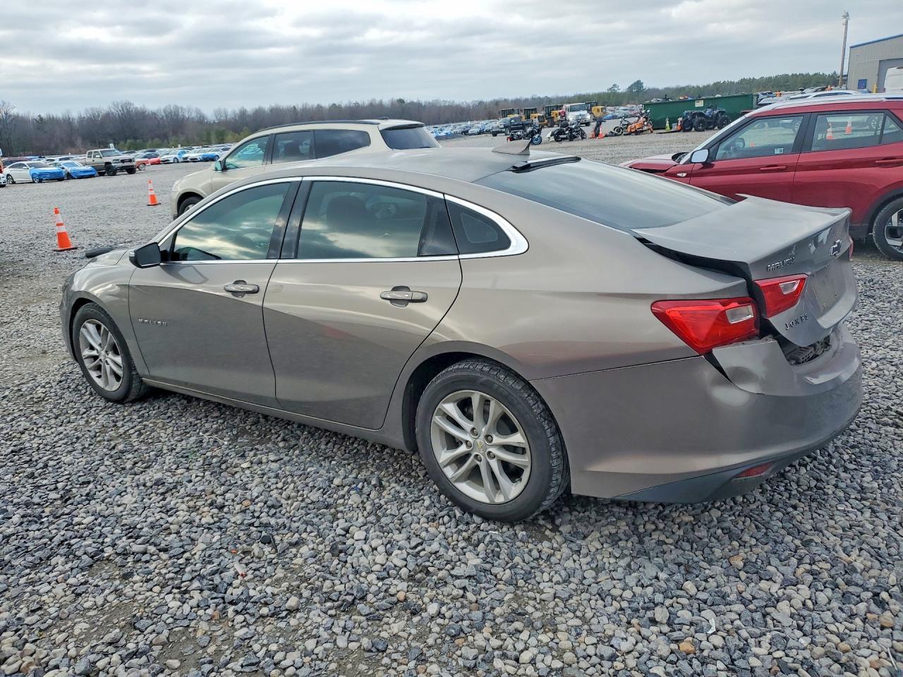 2018 Chevrolet Malibu Lt - Фото 2