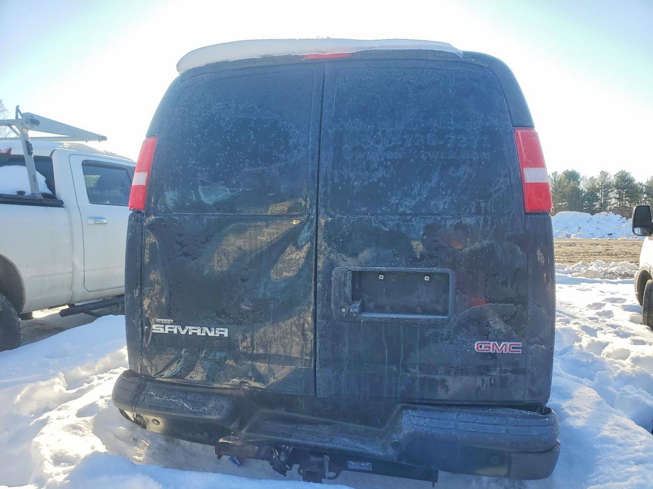 2021 GMC Savana G3500 - Image 6