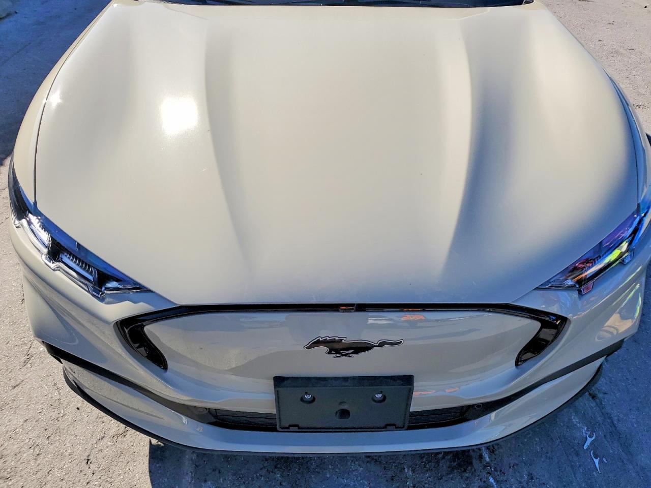 2025 Ford Mustang Mach-E - Image 7
