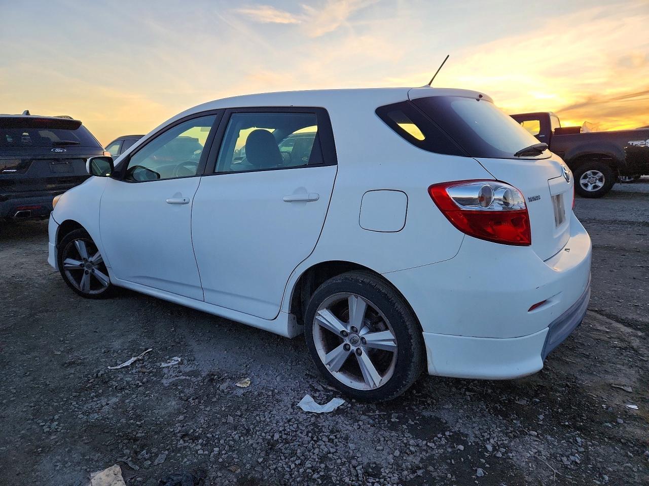 2009 Toyota Corolla Matrix S - Image 2