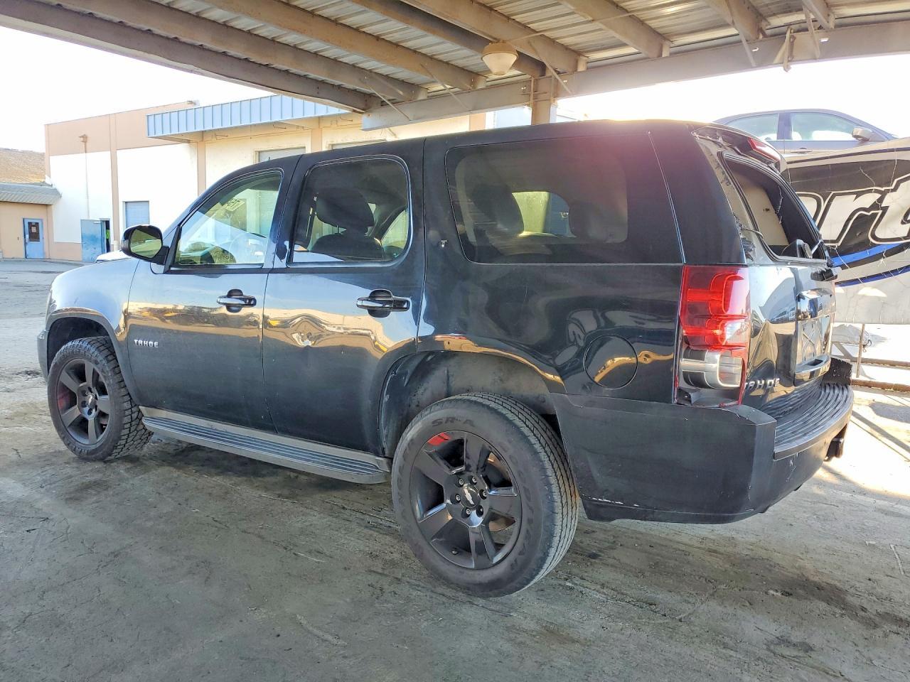 2013 Chevrolet Tahoe K1500 Lt - Фото 2