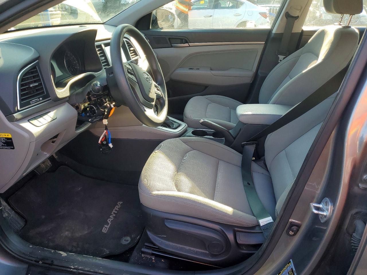 2017 Hyundai Elantra Se - Image 7