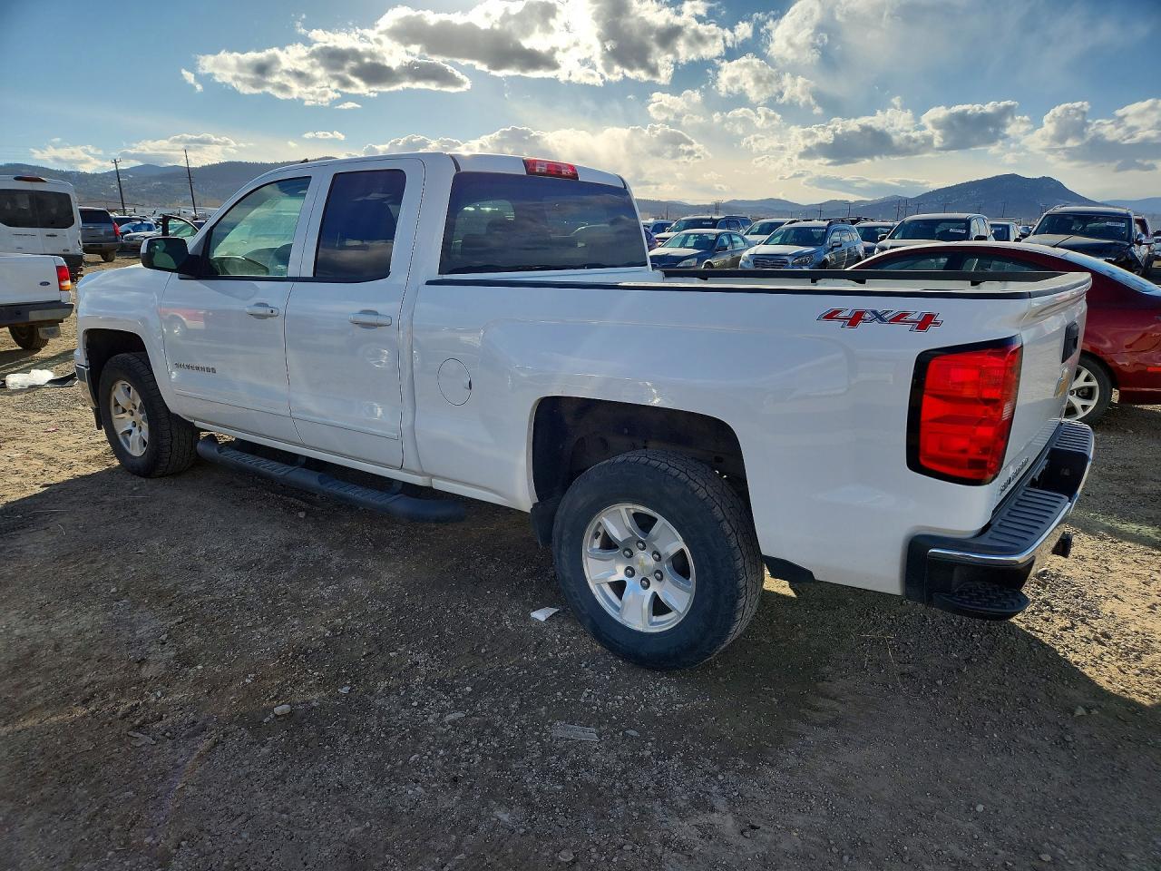 2015 Chevrolet Silverado K1500 Lt - Image 2