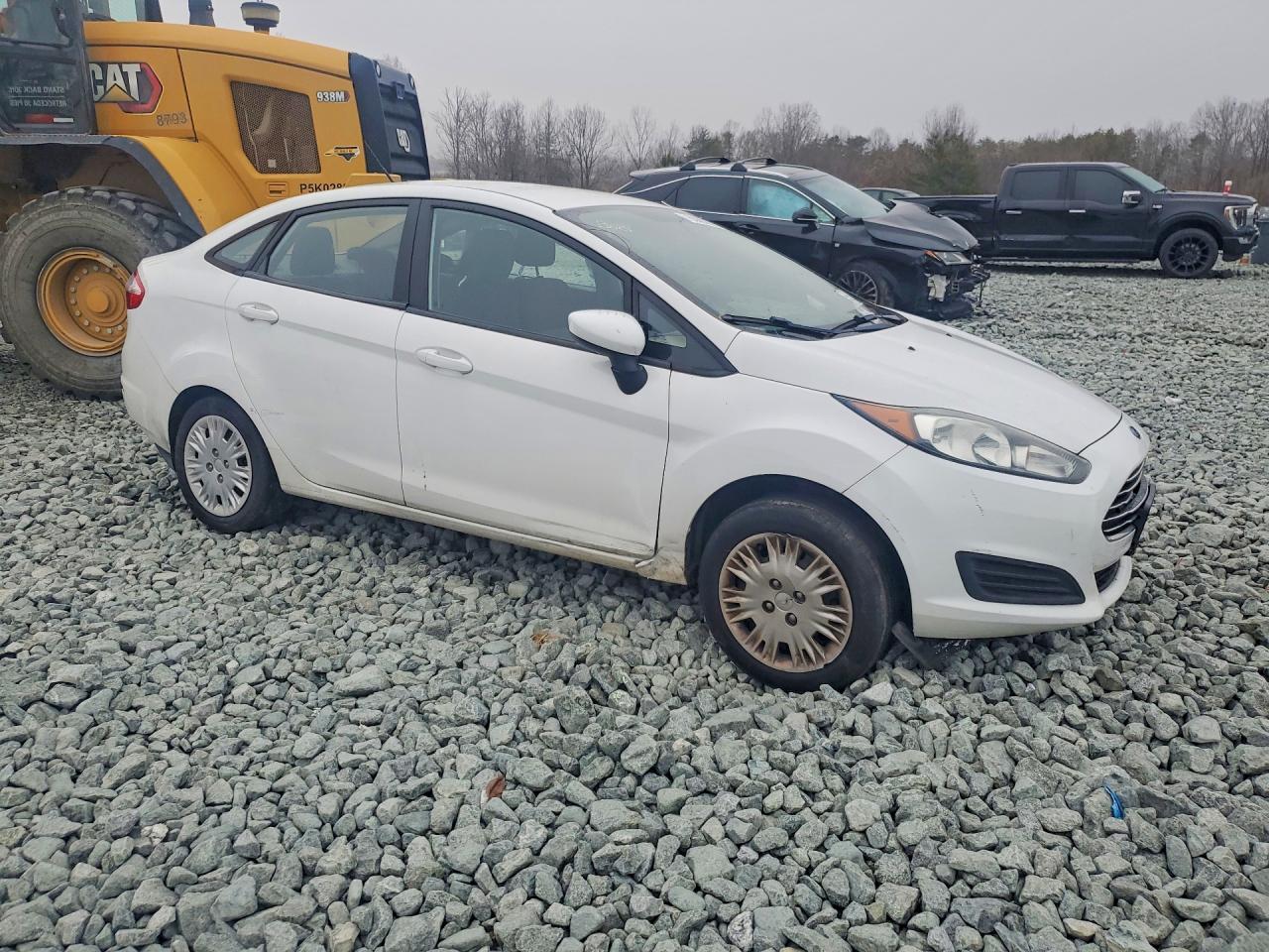2017 Ford Fiesta S - Image 4