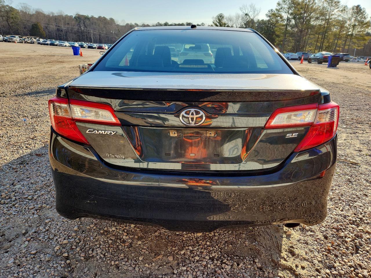 2013 Toyota Camry Se - Фото 6