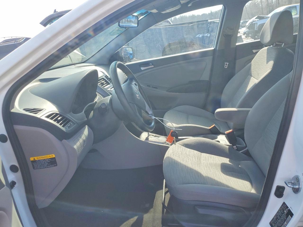 2015 Hyundai Accent Gs - Фото 7