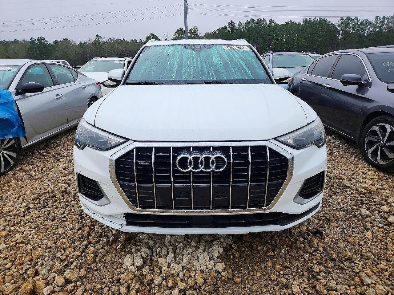 2020 Audi Q3 Premium - Image 5