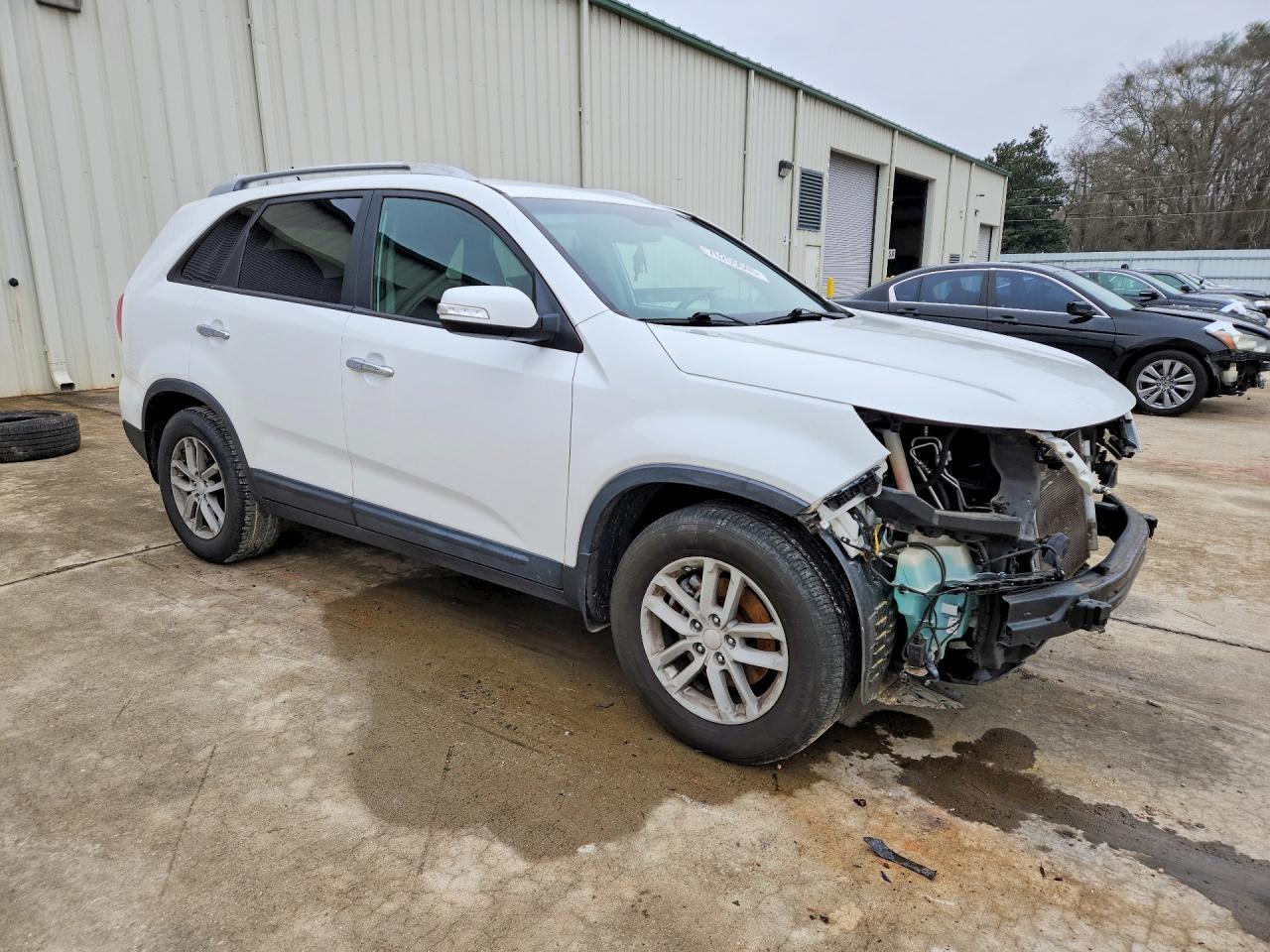 2015 Kia Sorento Lx - Image 4